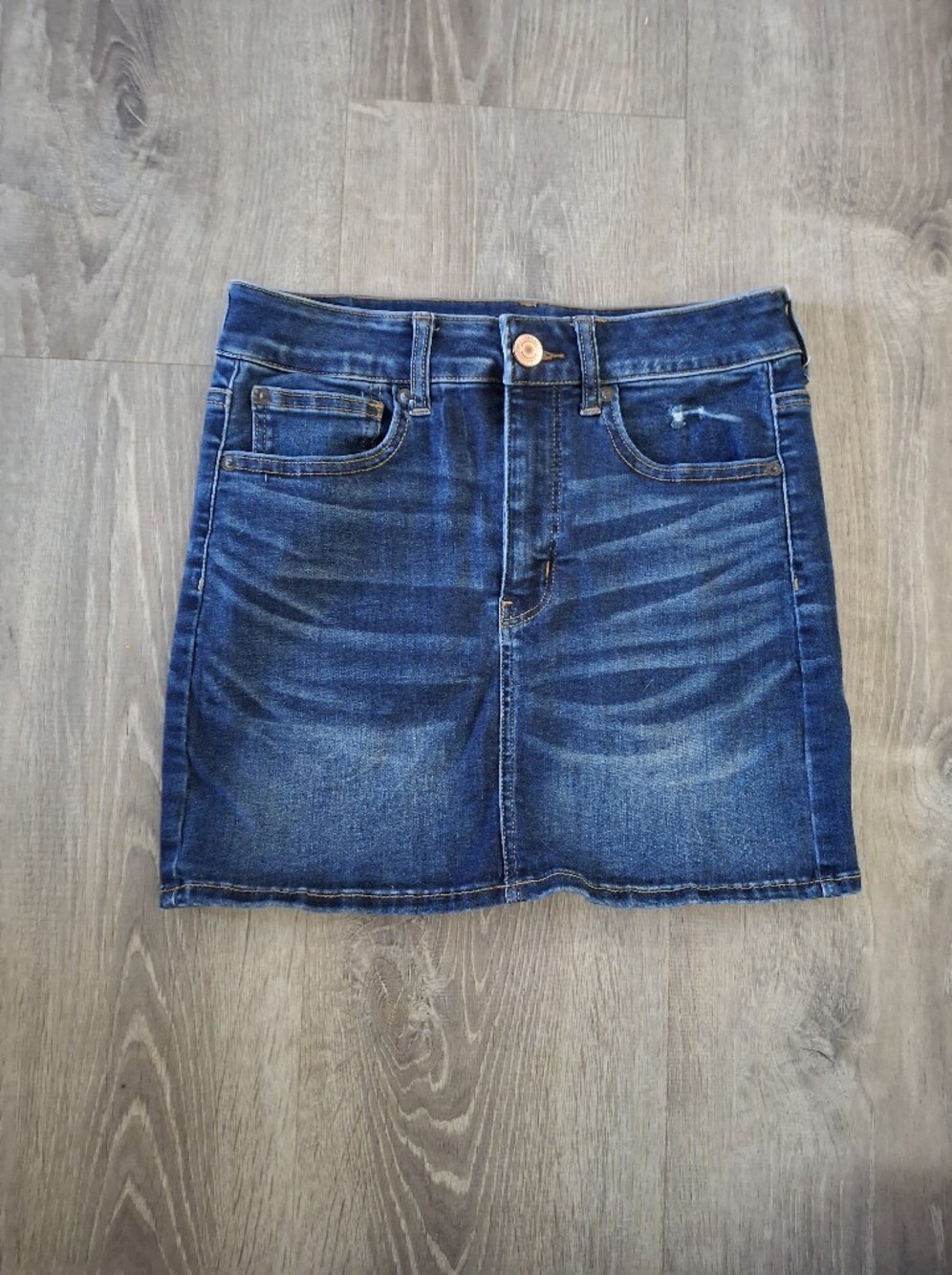 American Eagle Outfitters Dark Blue Denim Mini Skirt Size 6